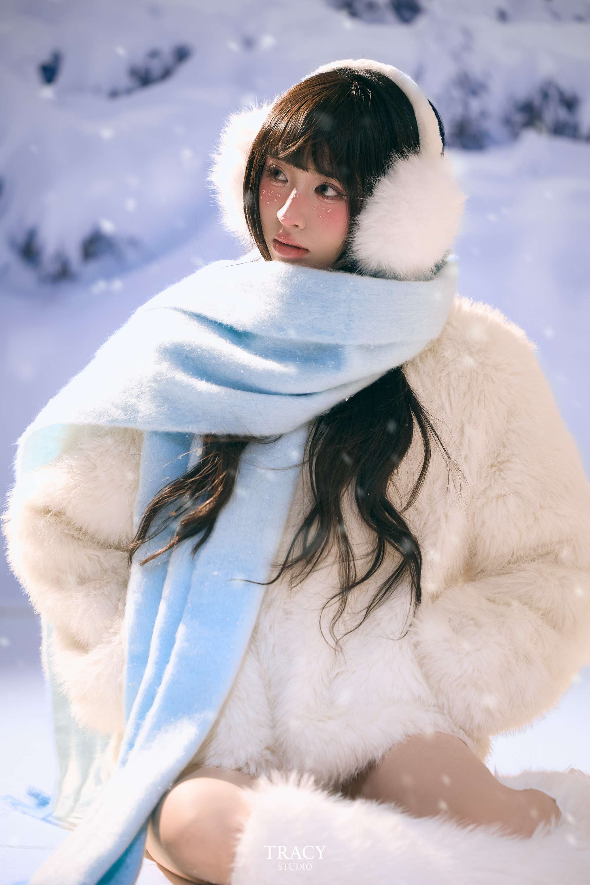 frontend/img/gallery/anh-giang-sinh/tracy-studio-chup-concept-noel-tuyet (4).jpg